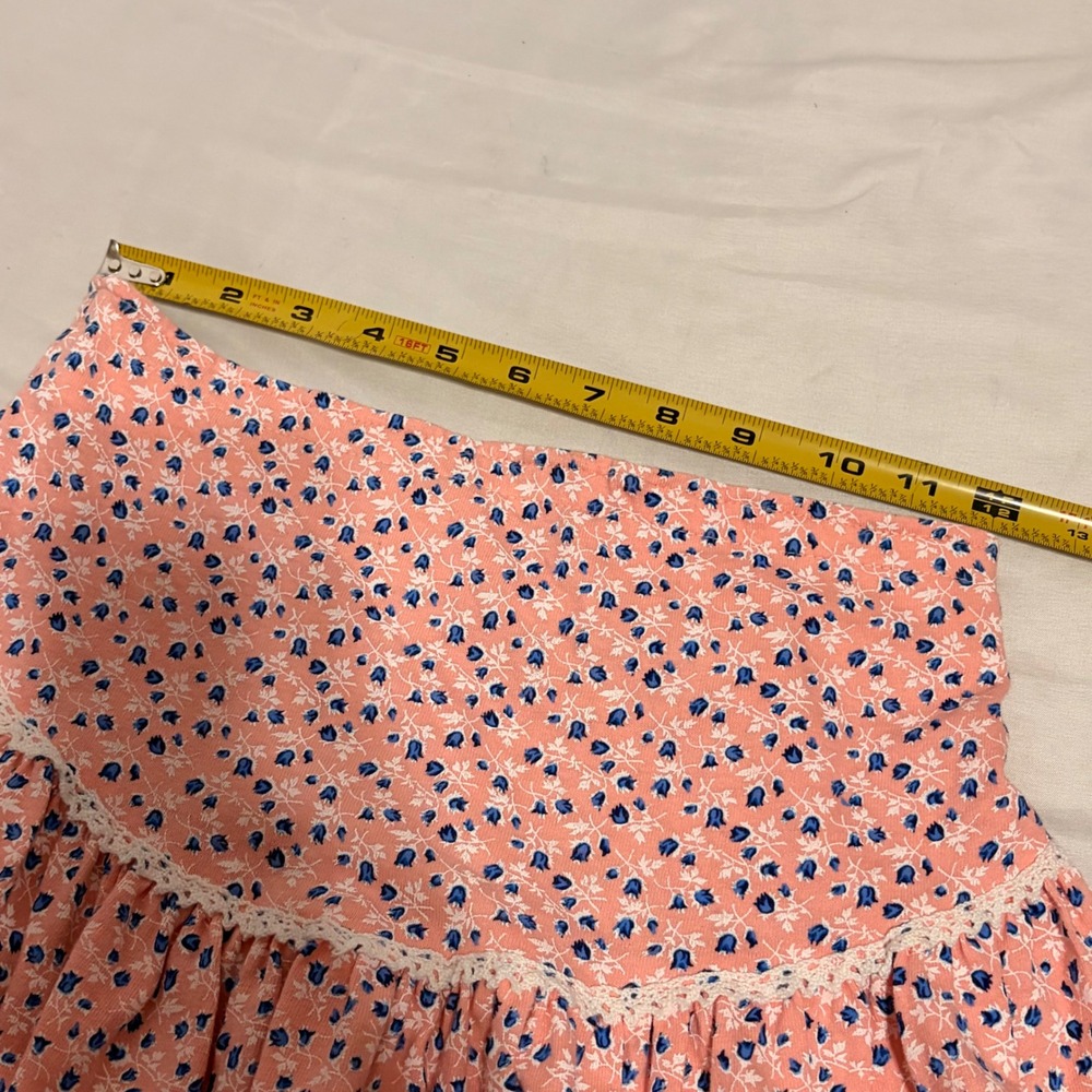 Vintage RAMPAGE Pink Floral Skirt with dainty print and lace detailing - Picture 15 of 16